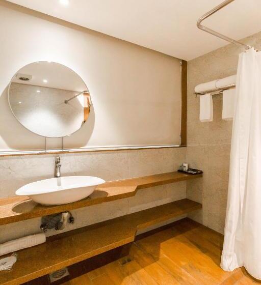 اتاق اجرایی با تخت بزرگ, Sadbhav Villa