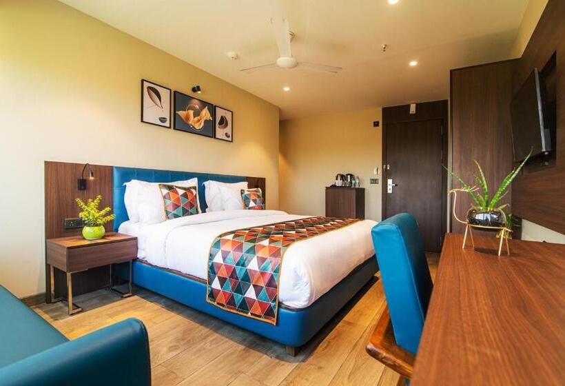 اتاق سوپریور با تخت بزرگ, Sadbhav Villa