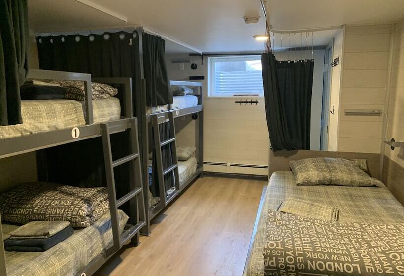 ファミリールーム, Jasper Downtown Hostel