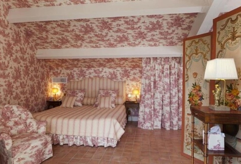 Номер Стандарт, Chambre D'hôtes Château Gigognan