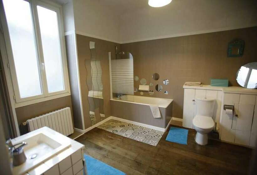 Номер Стандарт, Chambres D Hôtes Ene Gutizia