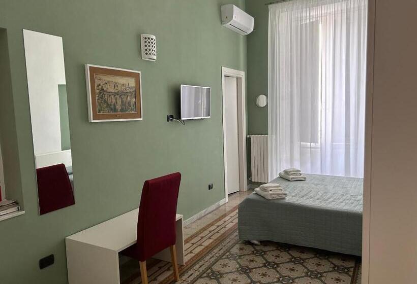 اتاق استاندارد با بالکن, La Dimora Dell  Architetto