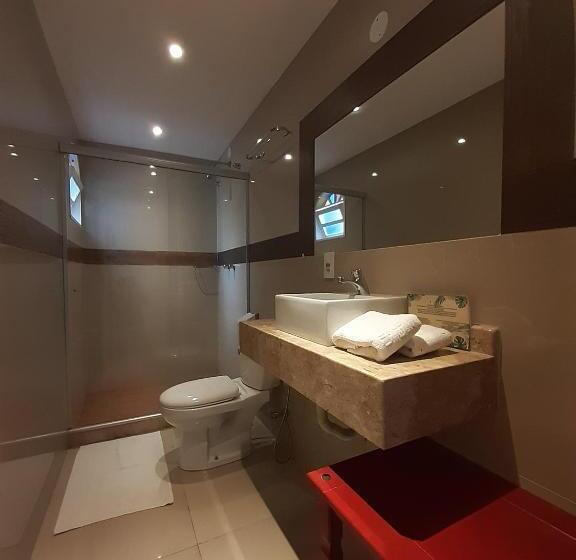 اتاق پریمیوم چهارنفره, Pousada Da Prainha