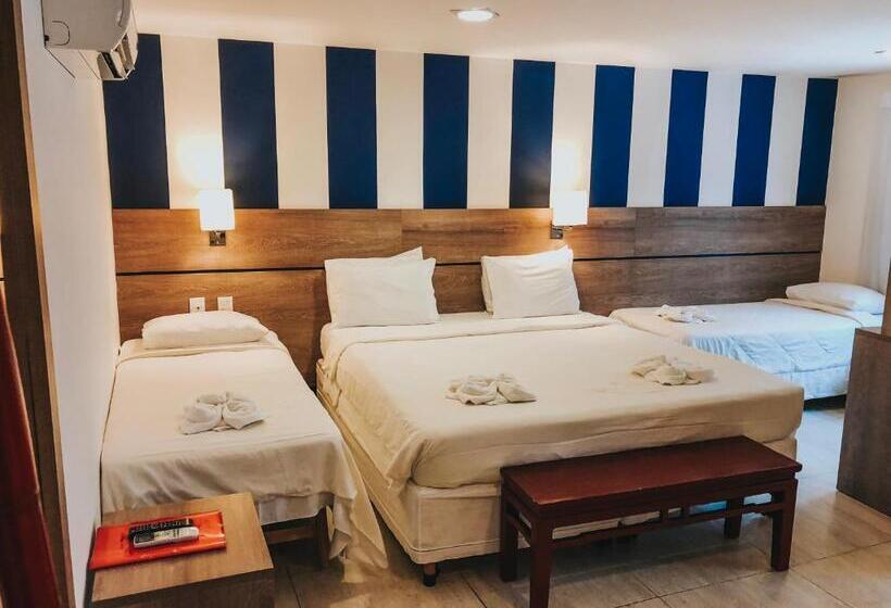 اتاق پریمیوم چهارنفره, Pousada Da Prainha