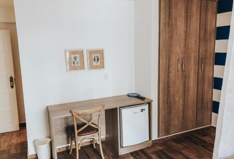 اتاق پریمیوم چهارنفره, Pousada Da Prainha