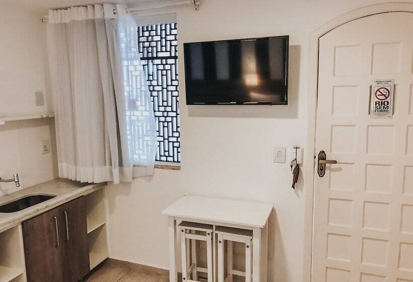 اتاق پریمیوم چهارنفره, Pousada Da Prainha