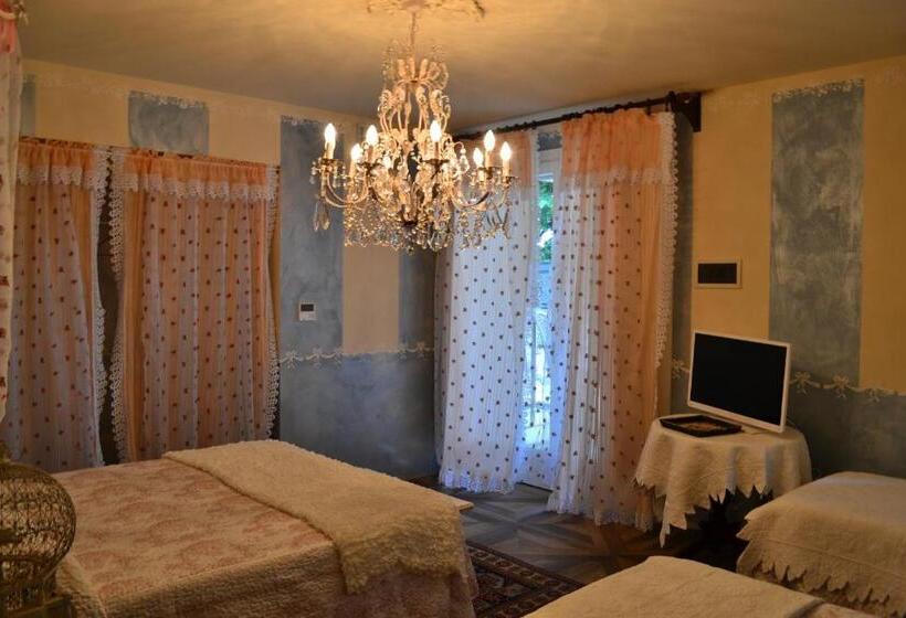 اتاق استاندارد چهار تخته, La Maison Delle Favole