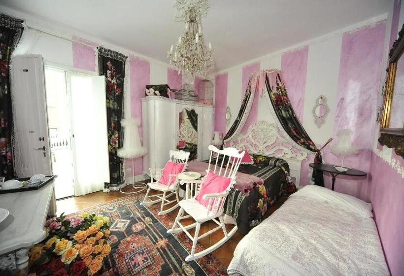 اتاق استاندارد با بالکن, La Maison Delle Favole