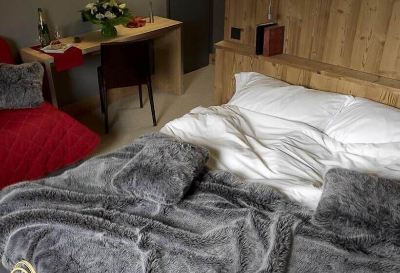 غرفة قياسية ثلاثية, Chalet Les Rhodos