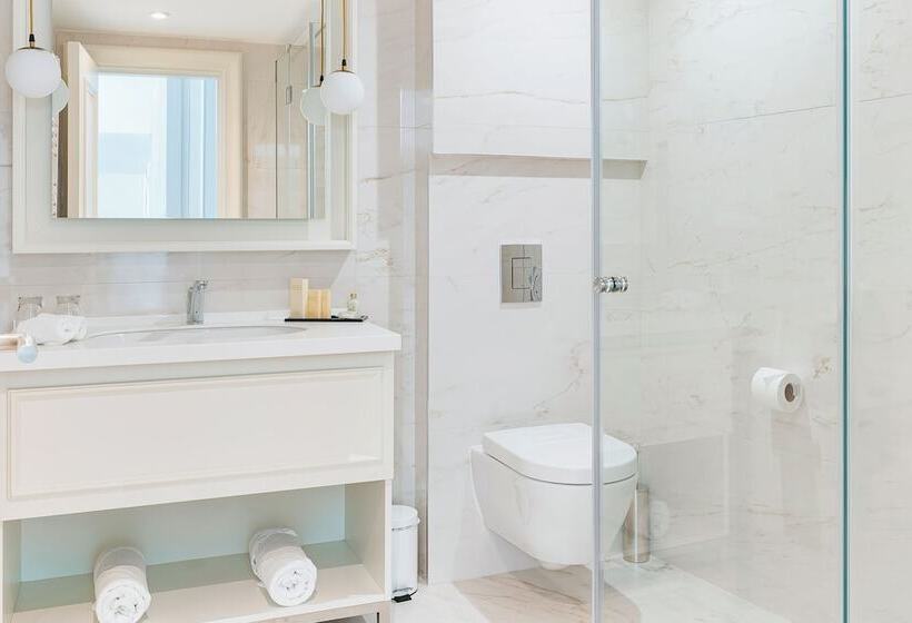 Номер Deluxe, Heritage Grand Perast By Rixos