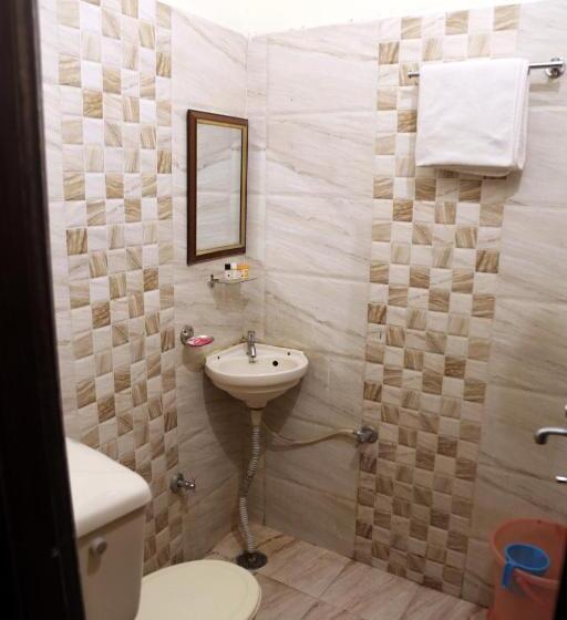 اتاق استاندارد, Time Square Guest House