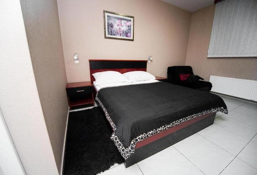 اتاق استاندارد, Hostel Herz