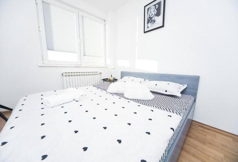 اتاق استاندارد, Hostel Herz