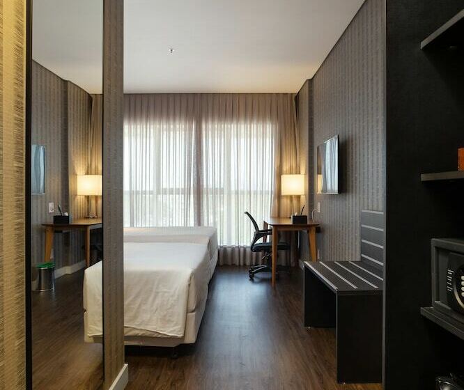 수피리어 룸, Hilton Garden Inn Itajai Praia Brava