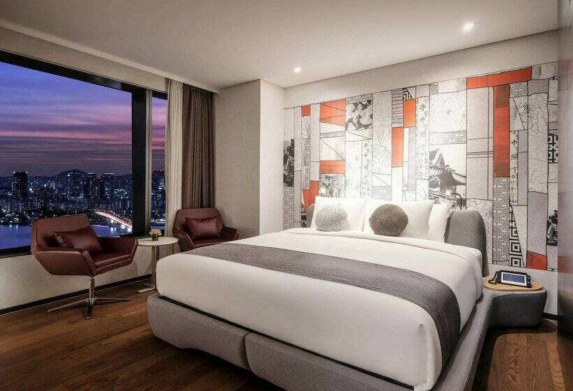 سوئیت پریمیوم, Novotel Ambassador Seoul Yongsan