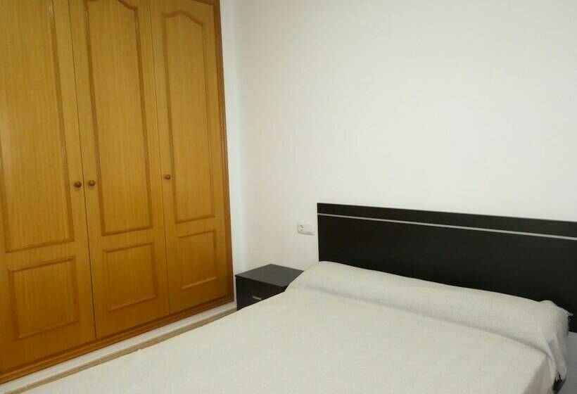آپارتمان 3 خوابه, Apartamentos Tavernes Gandía 3000