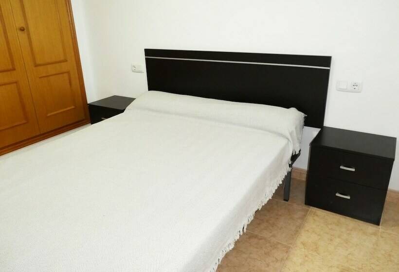 آپارتمان 3 خوابه, Apartamentos Tavernes Gandía 3000