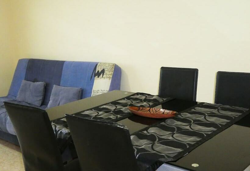 آپارتمان 3 خوابه, Apartamentos Tavernes Gandía 3000