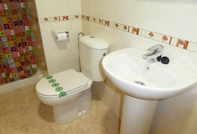 آپارتمان 3 خوابه, Apartamentos Tavernes Gandía 3000
