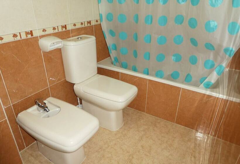 آپارتمان 3 خوابه, Apartamentos Tavernes Gandía 3000