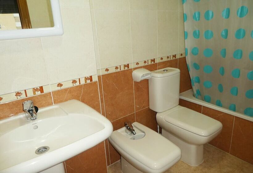 آپارتمان 3 خوابه, Apartamentos Tavernes Gandía 3000