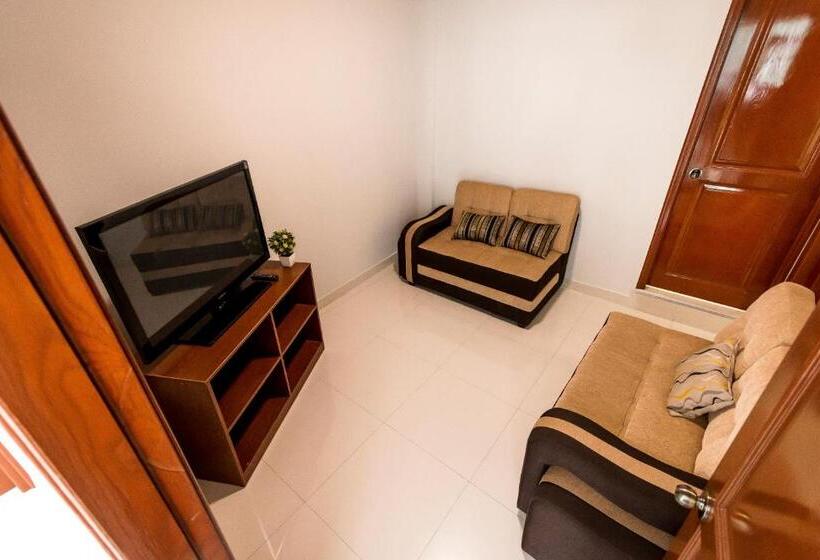 스위트, Cumbaza Hotel & Convenciones