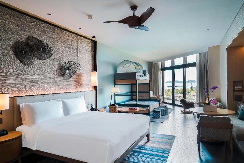 Номер Стандарт Вид на Море с Балконом, Crowne Plaza Sanya Haitang Bay Resort, An Ihg