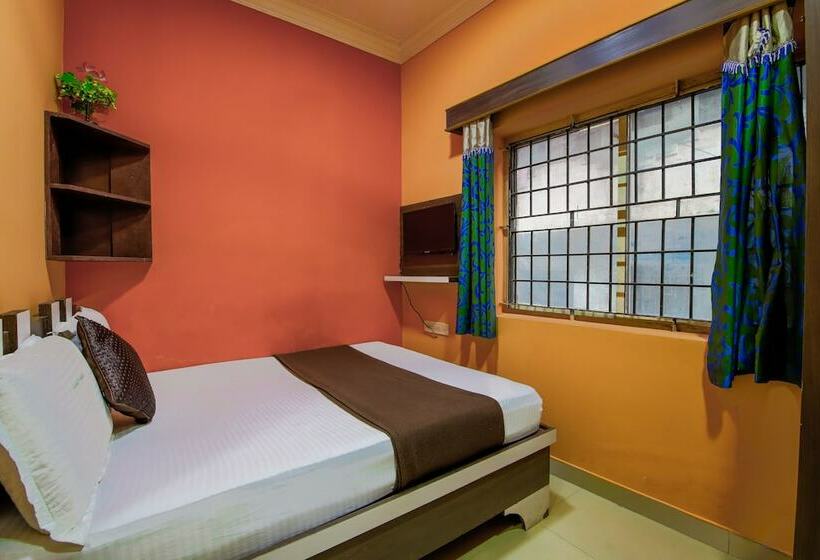 标准间, Lusia Inn