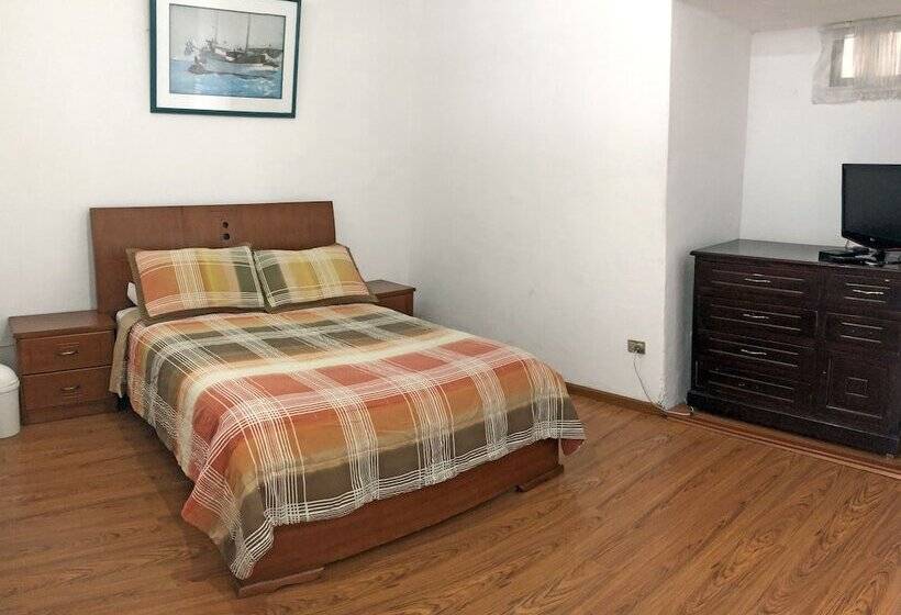 Номер Стандарт, Hostal Latina