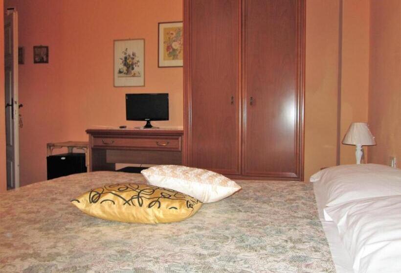 اتاق لوکس یک تخته, B&b Regina Margherita