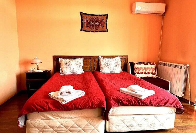 Номер Стандарт Вид на Горы, Family Hotel Carpe Diem