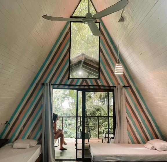 家族用バンガロー, Calala Lodge