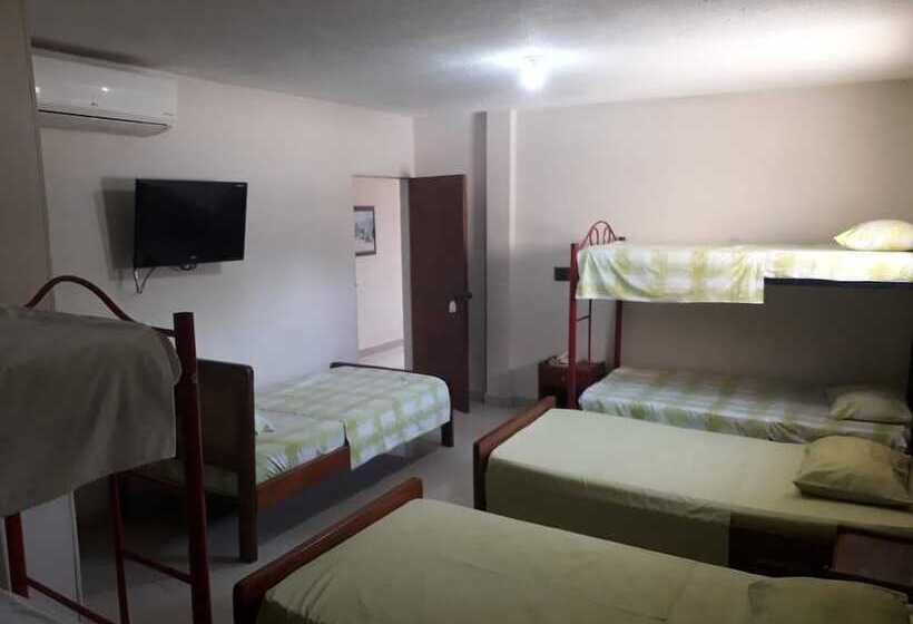 اتاق استاندارد, Granada Inn