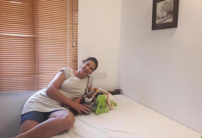 기본룸, Janatha Homestay