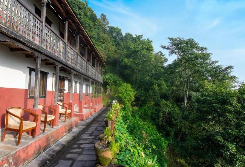 اتاق استاندارد با چشم‌انداز کوهستان, Everest Manla Resort