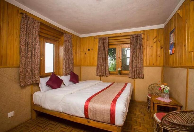 اتاق استاندارد با چشم‌انداز کوهستان, Everest Manla Resort