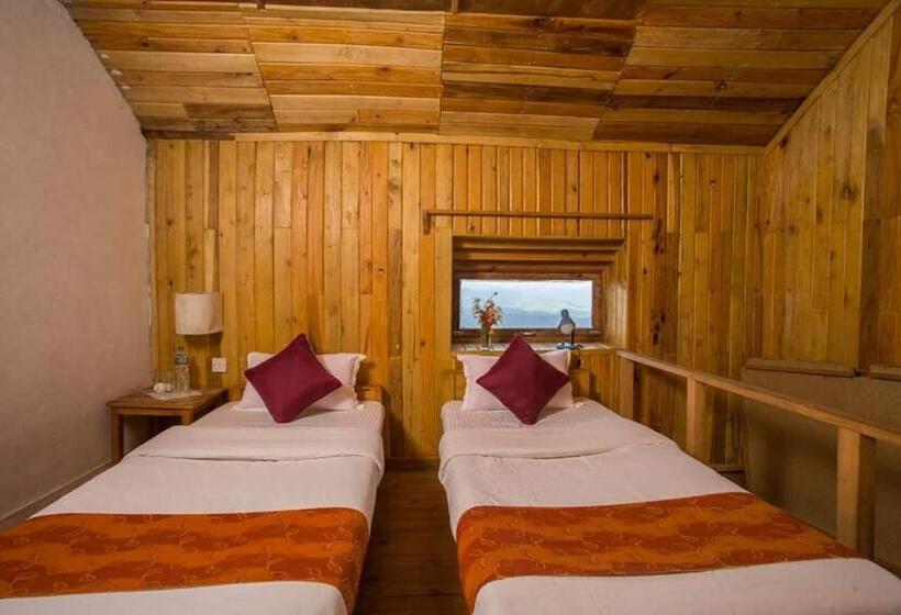 اتاق استاندارد با چشم‌انداز کوهستان, Everest Manla Resort