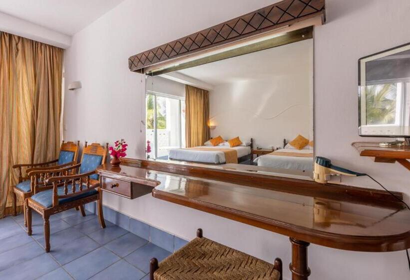 Deluxe Room Sea View, Sun N Sand Beach Resort