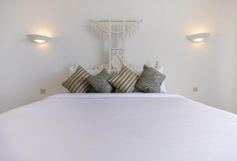 1 Bedroom Apartment Sea View, Sun N Sand Beach Resort