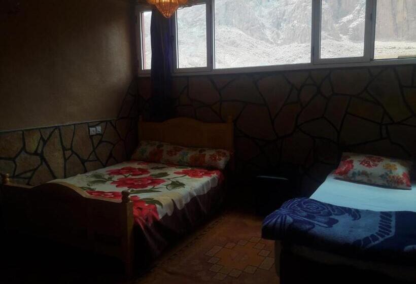 اتاق استاندارد, Dounia Hostel