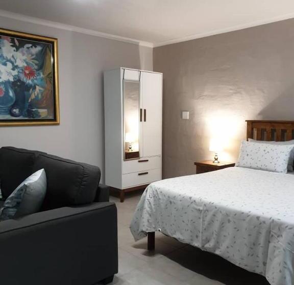 اتاق لوکس, Sunflower Self Catering