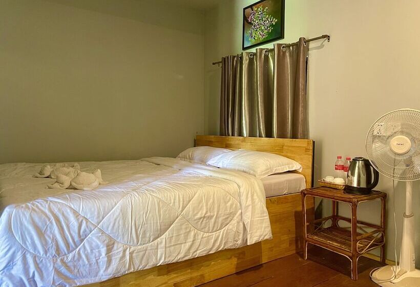 חדר דלוקס, The Cliff Hostel