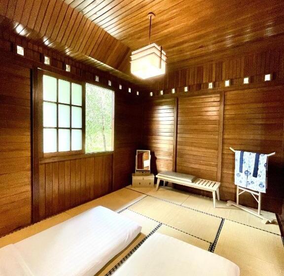 Люкс Повышенной Комфортности, The Onsen Hot Spring Resort