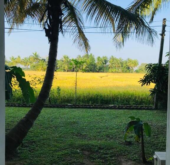 Номер Deluxe с Балконом, Rivonway Hotel Polonnaruwa