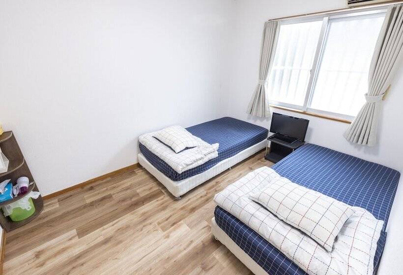 이코노미 룸, Kamekamehouse