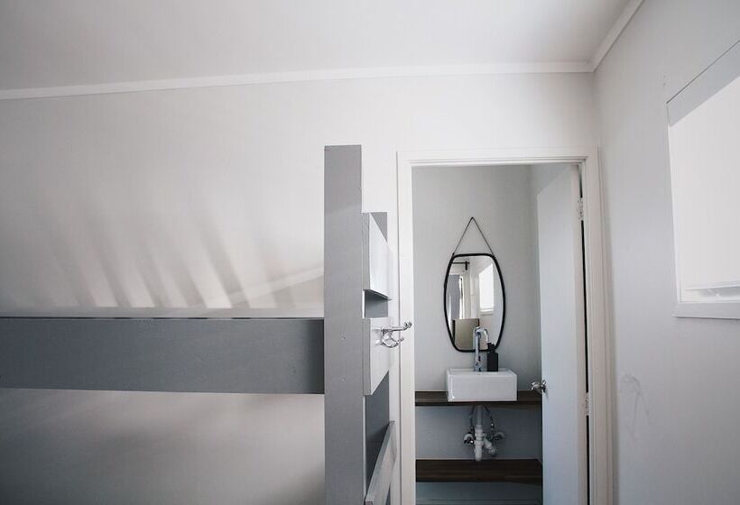 공동 객실, Hugo & Carter S Backpackers & Motel