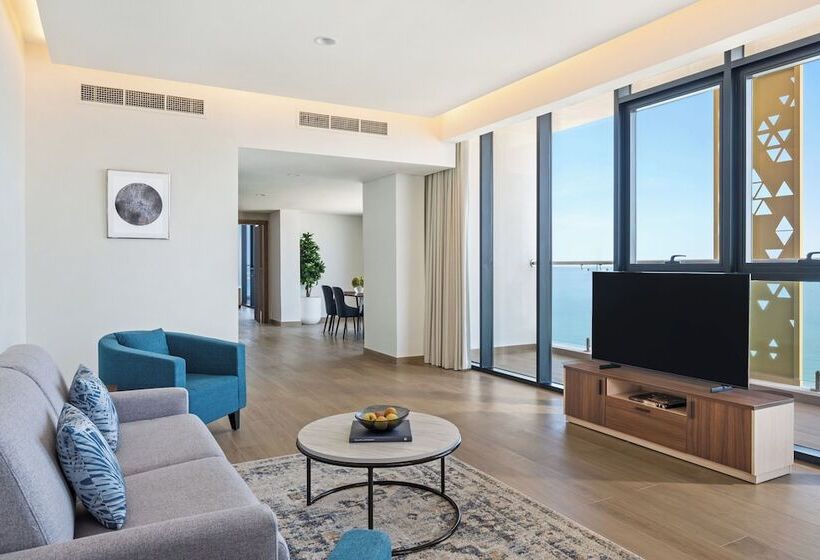 Апартаменты 2 Спальни Вид на Море, Beach Bay Hotel Mirfa
