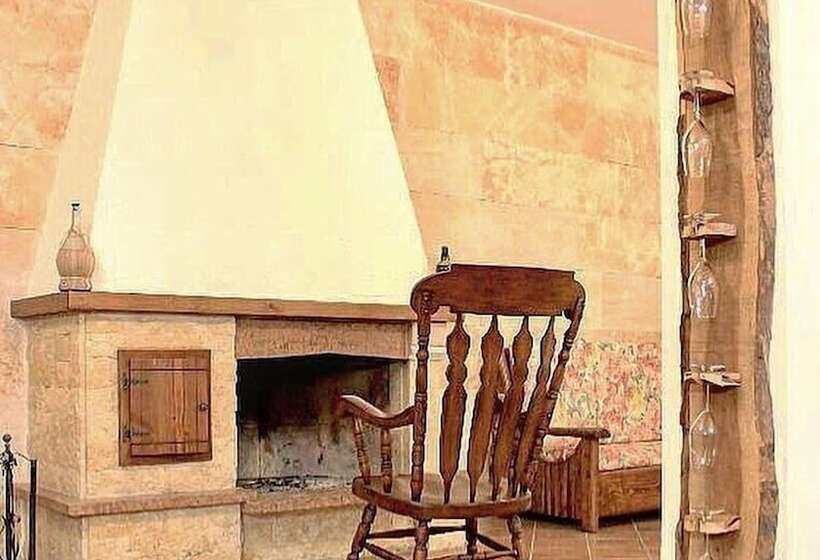 سوییت خانوادگی, B&b Torre Azul