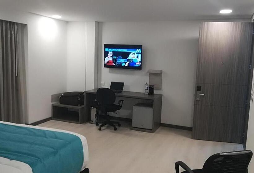 اتاق سوپریور با تخت بزرگ, Nivari Duitama
