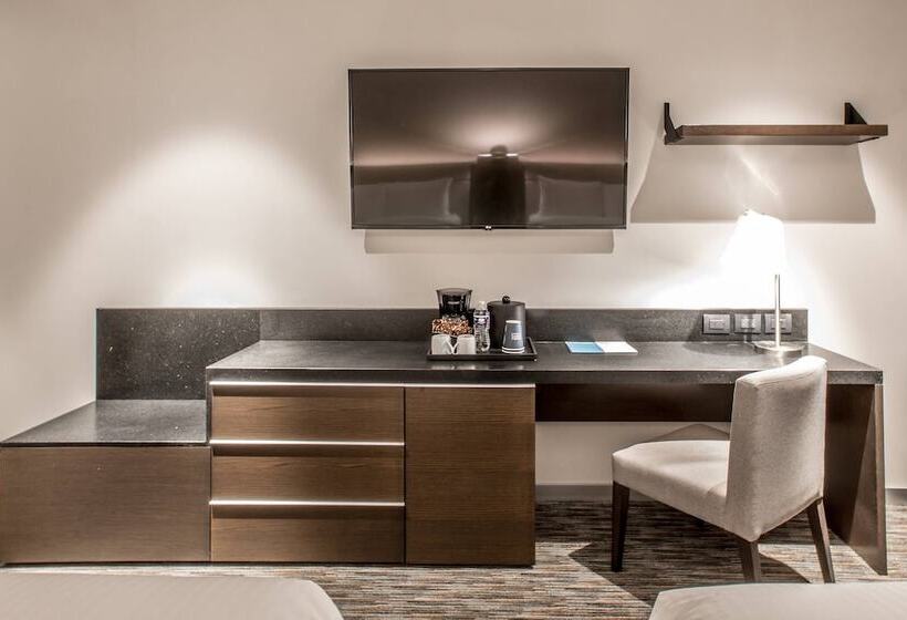 اتاق استاندارد با 2 تخت دوبل, Four Points By Sheraton Puebla